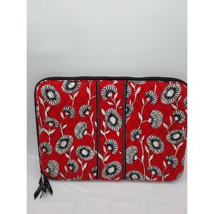VERA BRADLEY‎ Red Black White Zip Around Quilted Laptop Case Sleeve